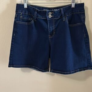 Hydraulic stretch jeans shorts